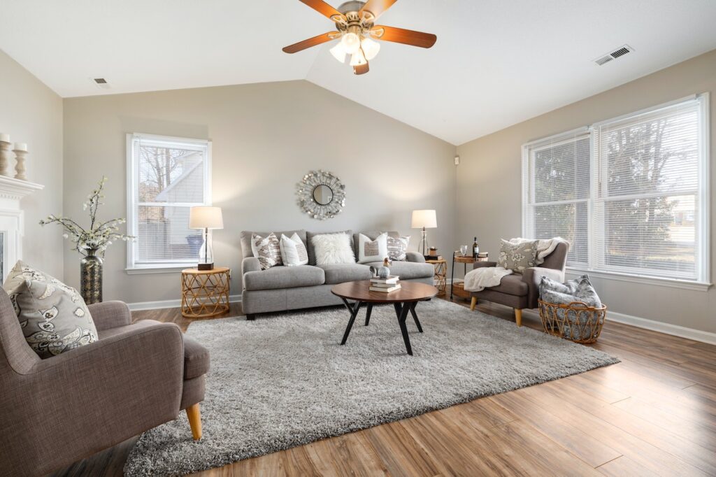 clean-carpet-living-room-grey-chairs